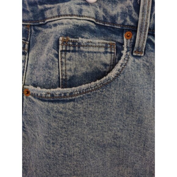 Universal Thread High-Waisted Denim Skirt With Front Slit Size 17 Light Wash - Picture 4 of 10